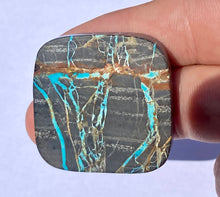 Load image into Gallery viewer, 118ct Royston Turquoise Nevada USA Natural Untreated Cabochon