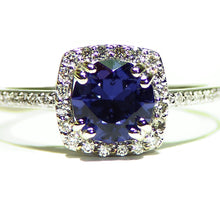 Load image into Gallery viewer, Beautiful all natural Burma Spinel
