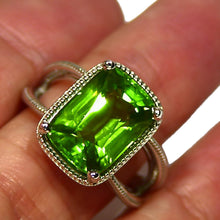 Load image into Gallery viewer, Bright green Peridot 14k white gold ring