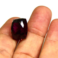 Load image into Gallery viewer, Large faceted Rhodolite garnet American cut