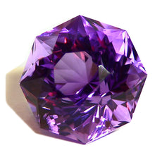 Load image into Gallery viewer, Bright purple Montana Amethyst gemstone
