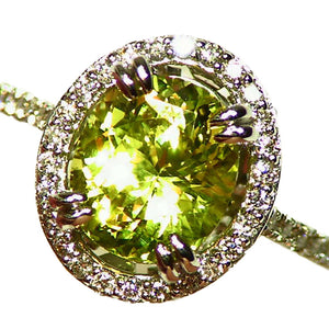 Stunning, all natural, Chrysoberyl and Diamond ring